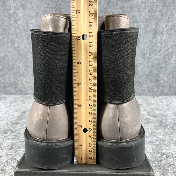 Clarks Boots Womens Size 8 Gray Ankle Leather Chelsea Elastic EU 39‎ 26110786 - Picture 7 of 15